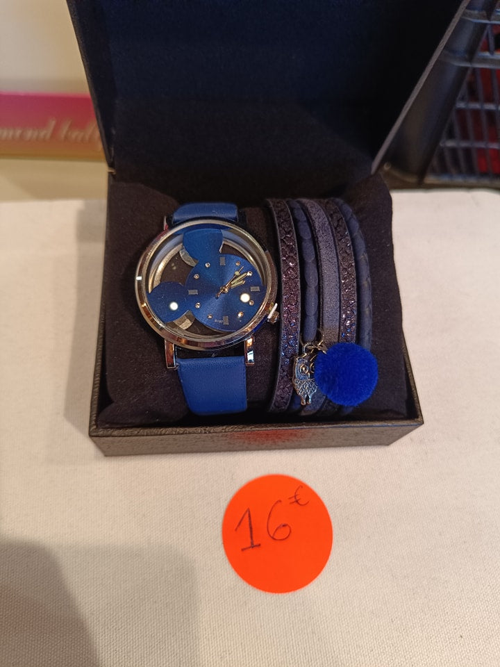 Montre bleu