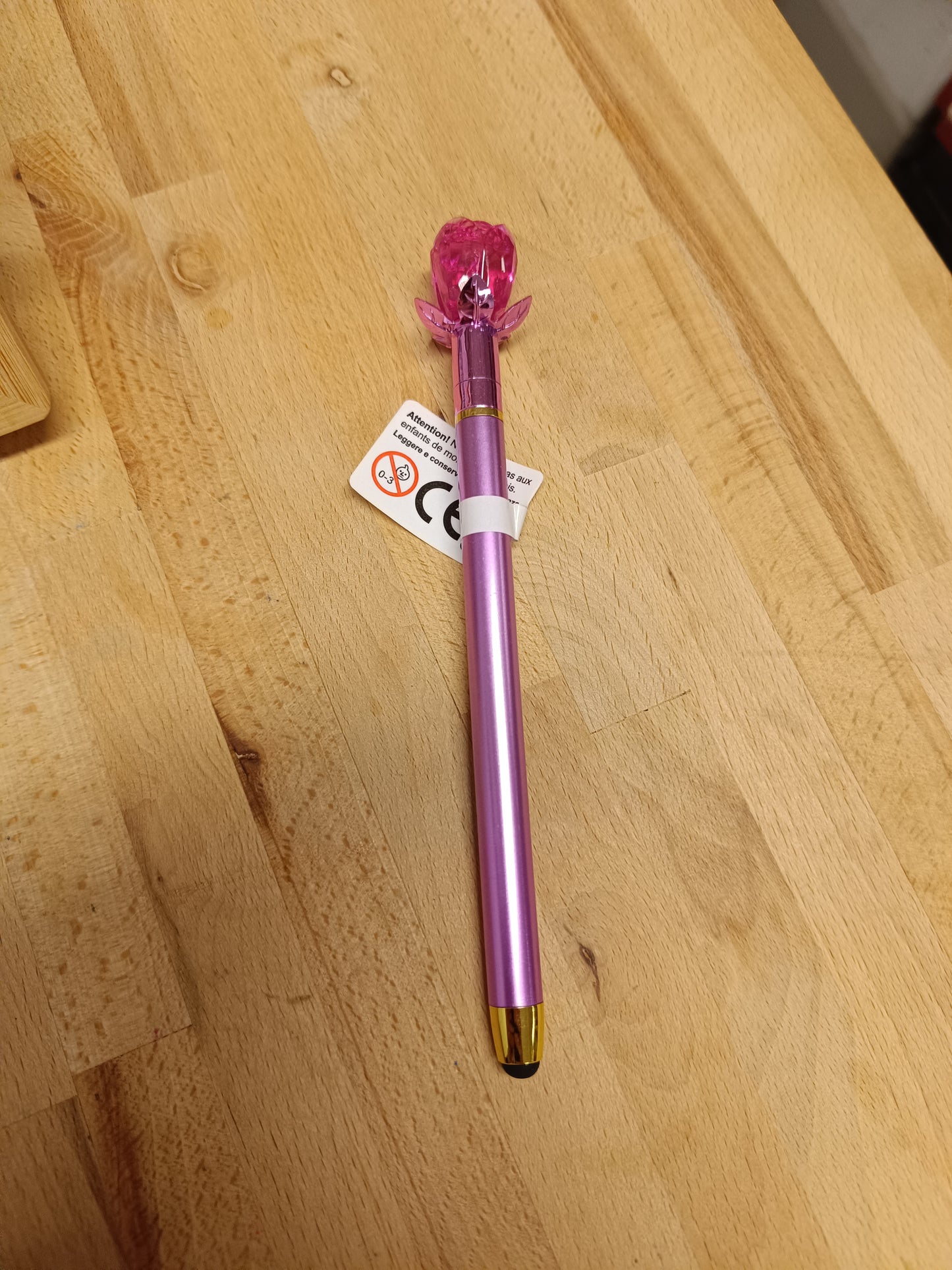 Stylos rose