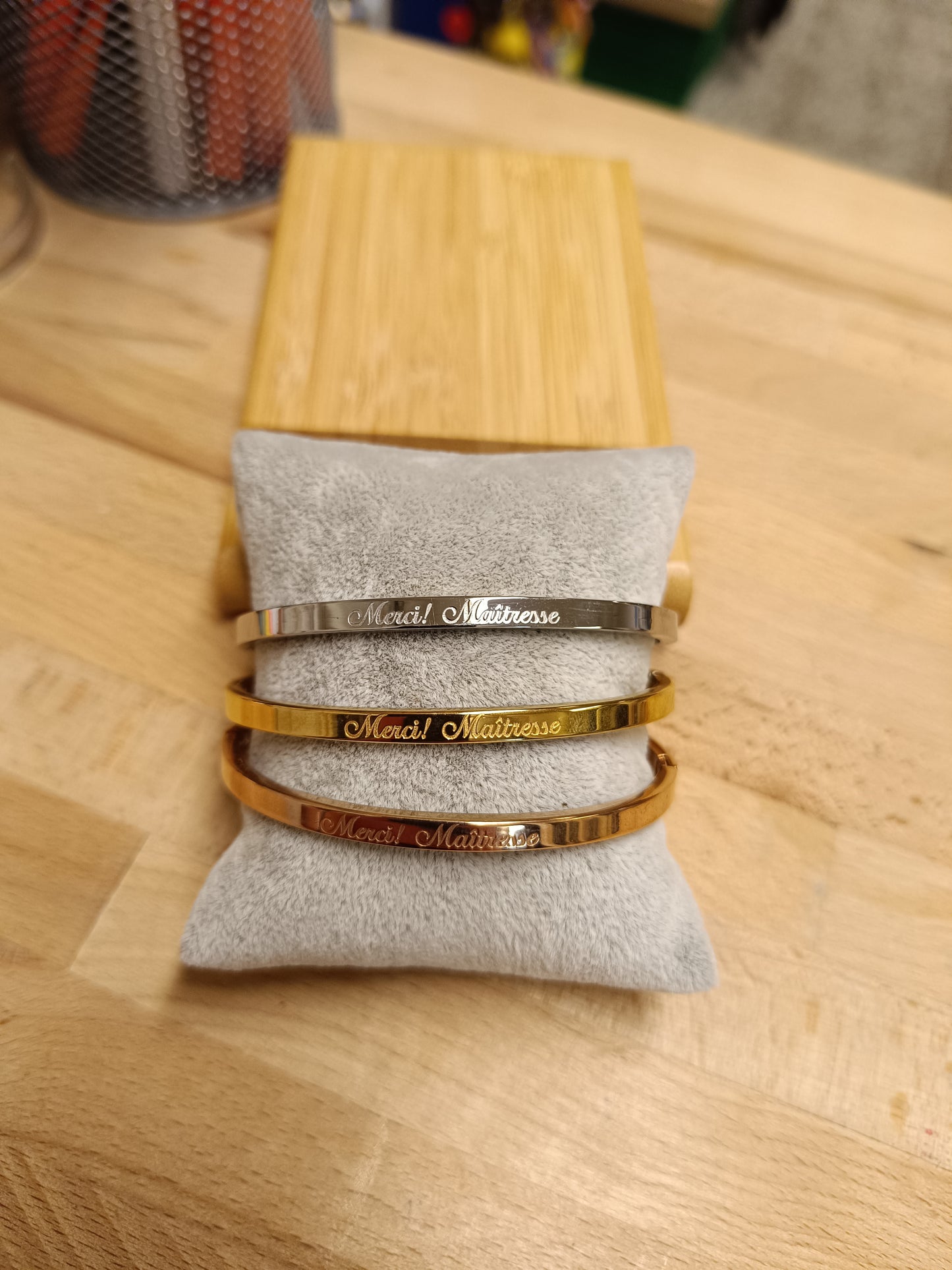 Jonc " merci ! Maîtresse"