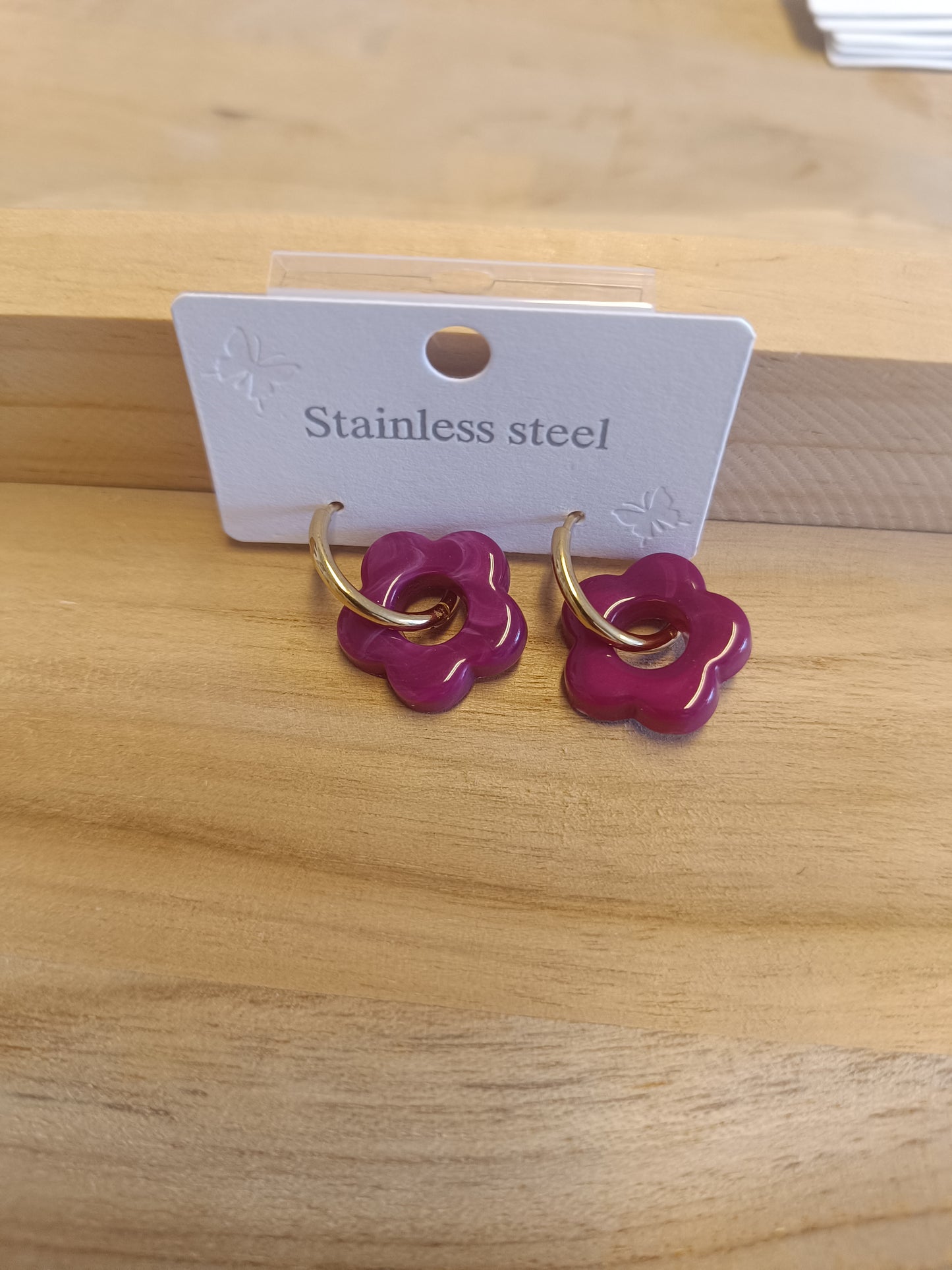 Boucles d'oreilles fushia brillant