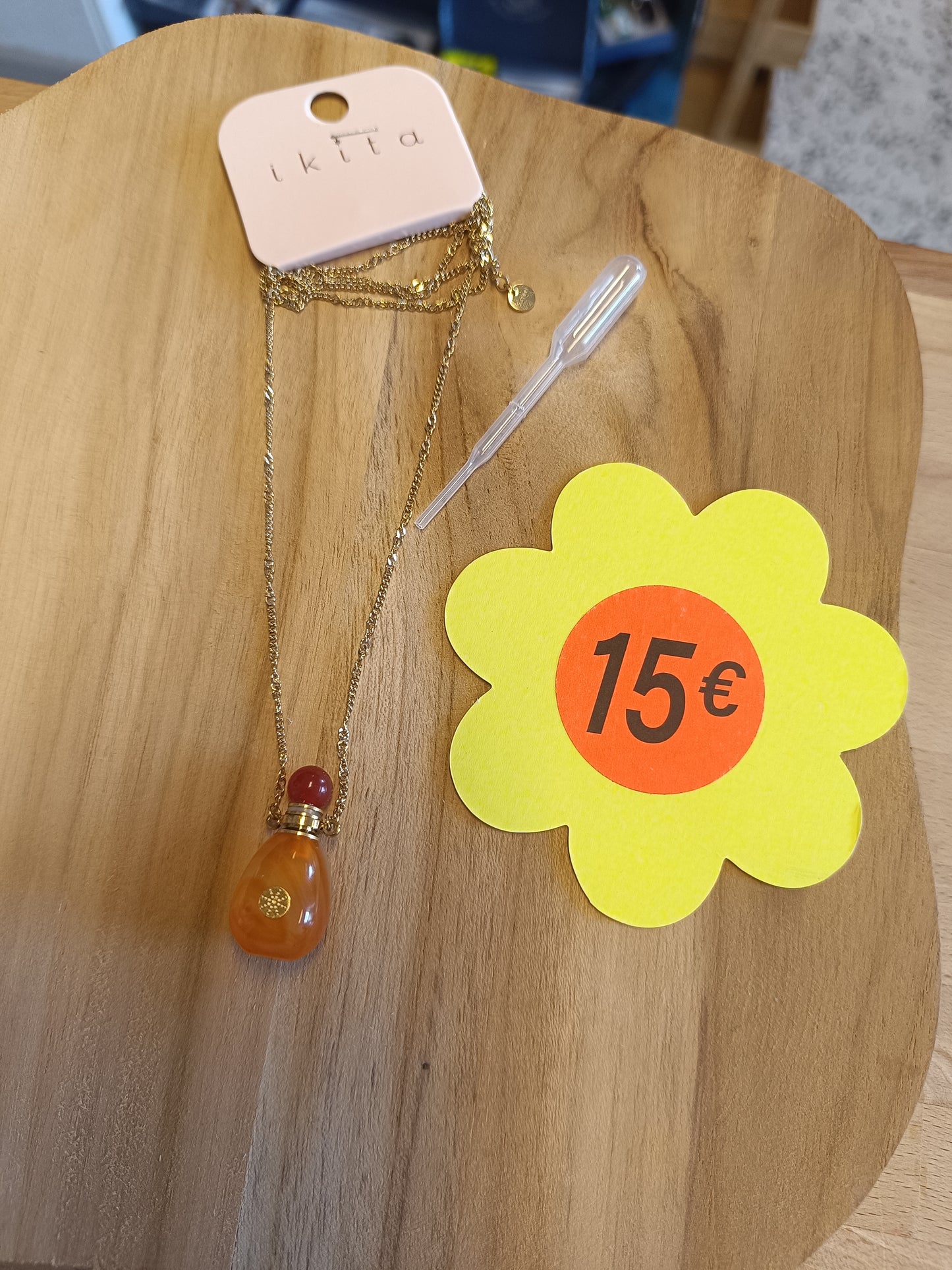 Collier fiole orange