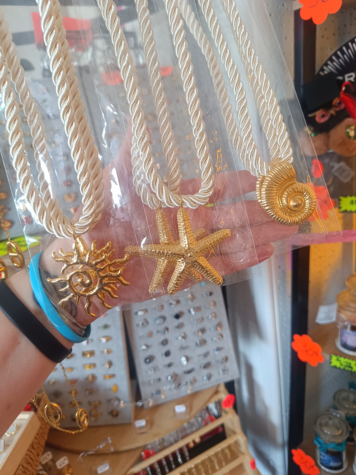 Collier coquillage