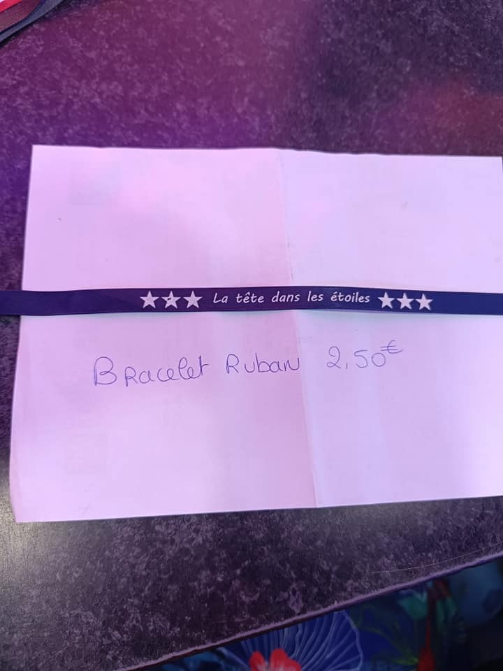 Bracelet la tête dans les étoiles