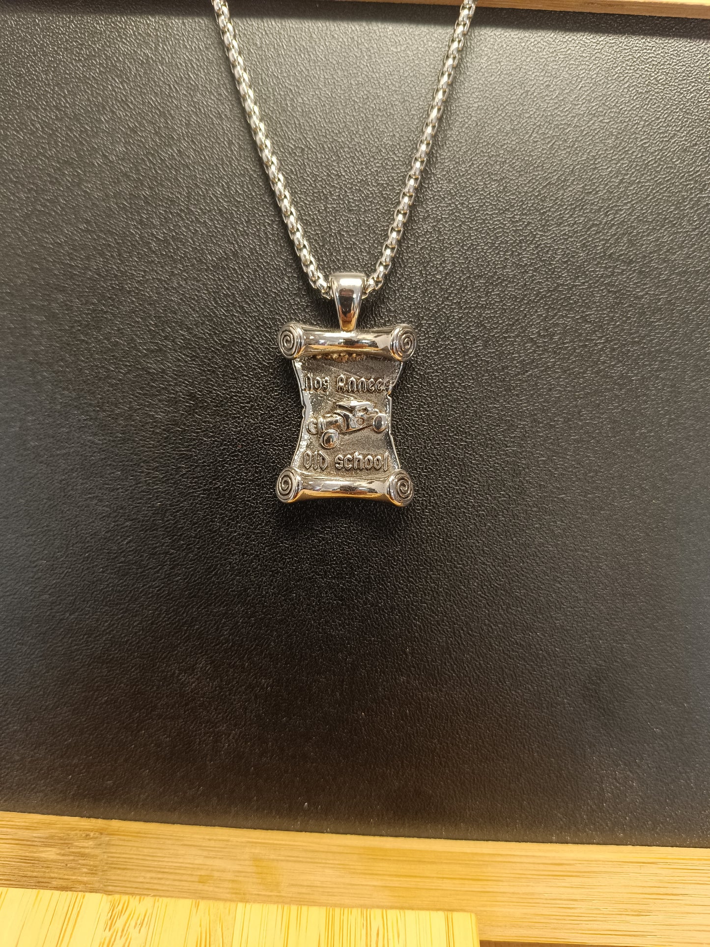 Collier mes années old school