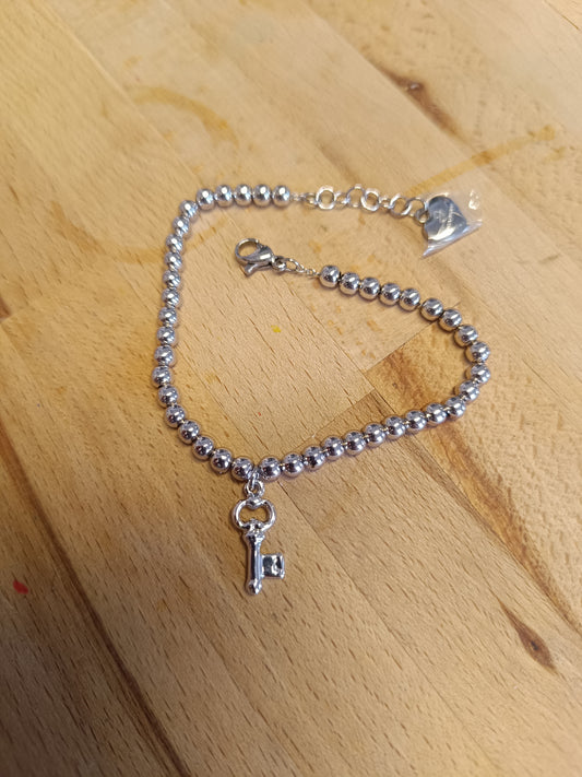 Bracelet avec petite clé