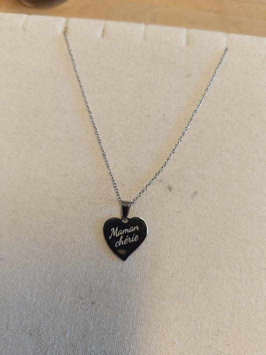 Collier "maman cherie" en coeur
