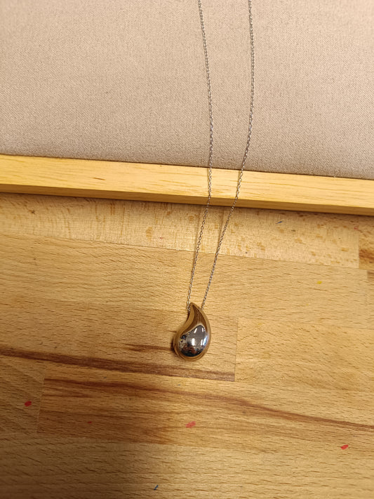 Collier  goutte d'eau (2cm)