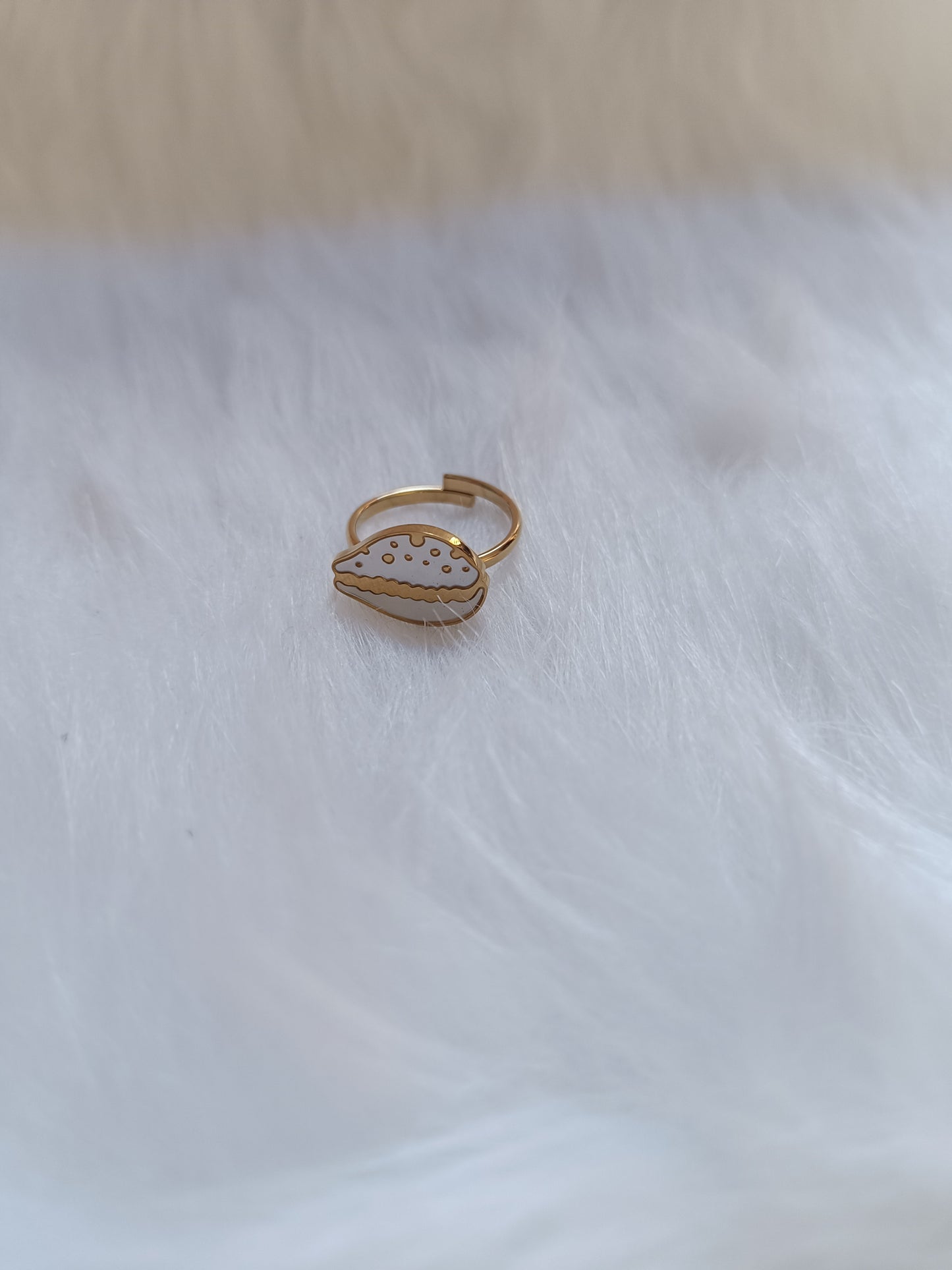 Bague coquillage