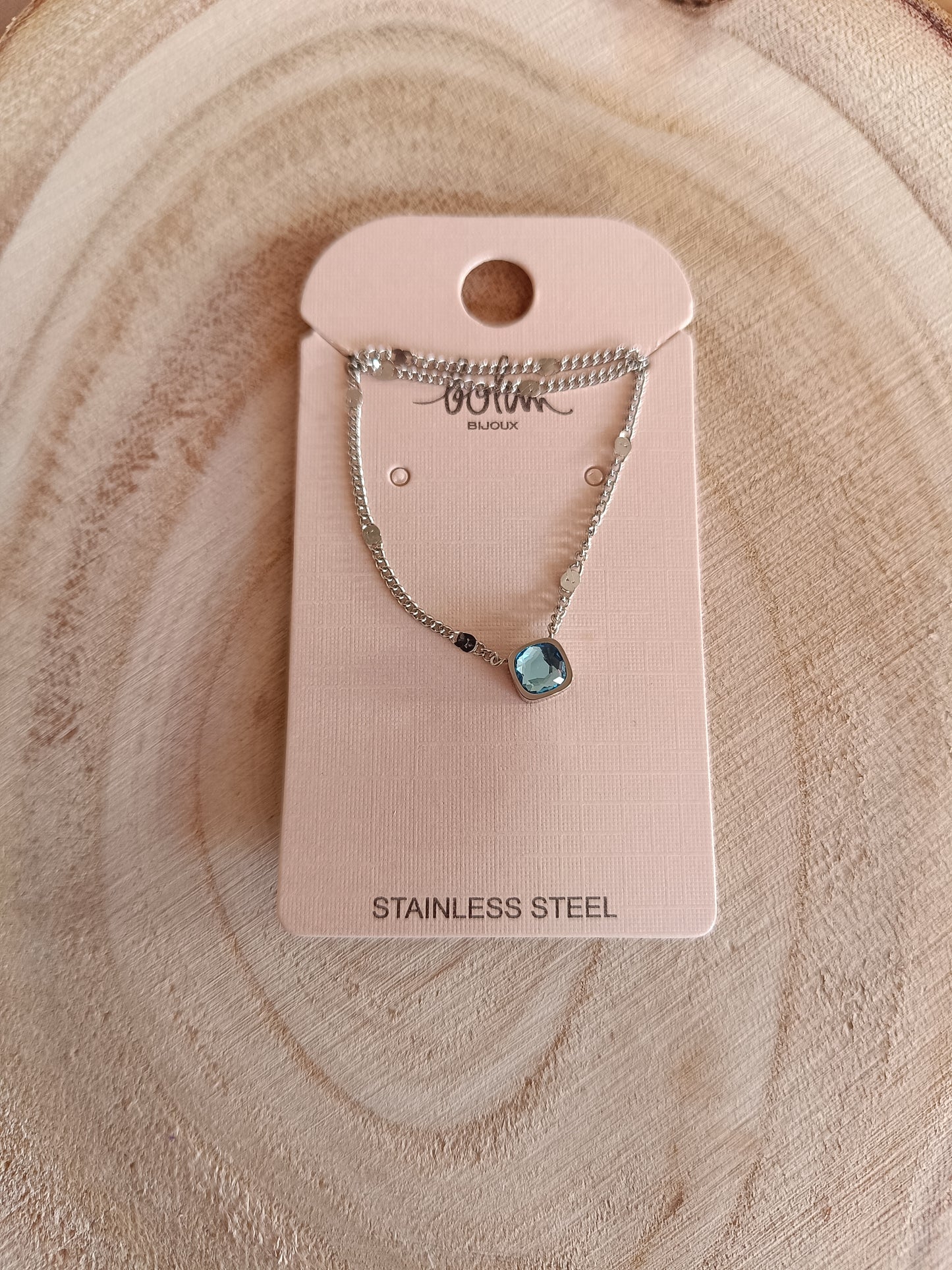 Collier avec cristaux de Swarovski