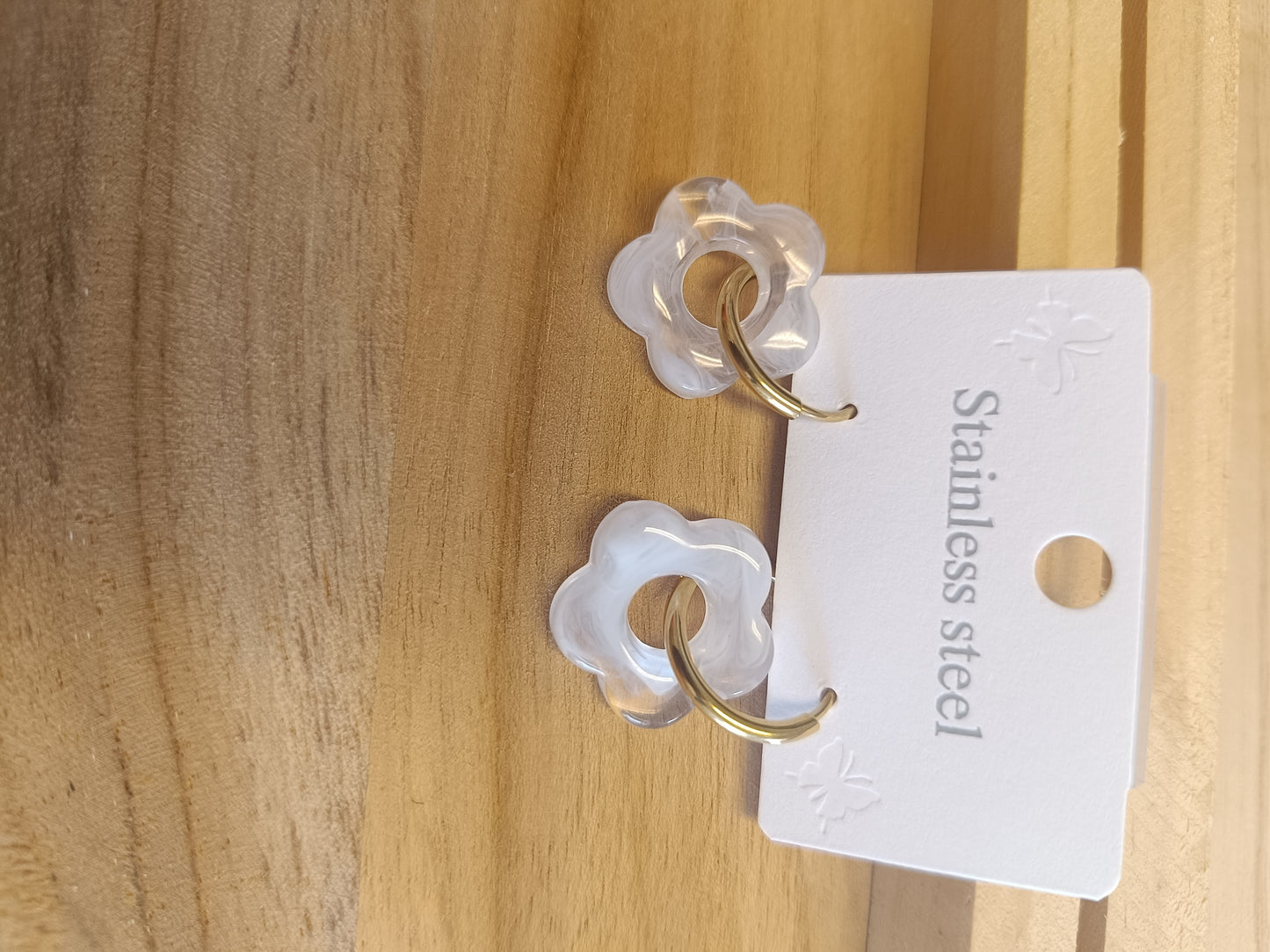 Boucles d'oreilles blanc