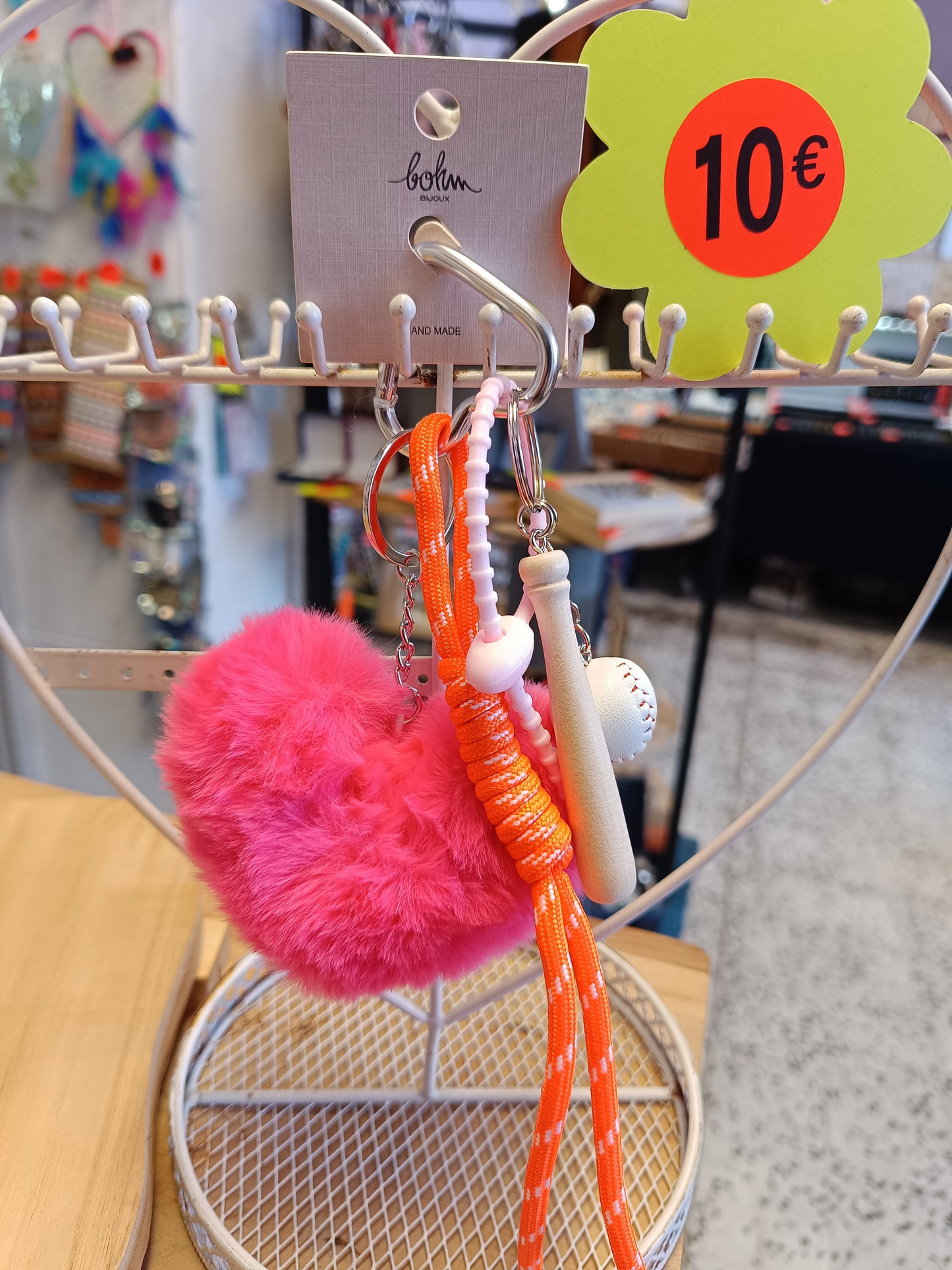 Grigri coeur peluche/batte de baseball